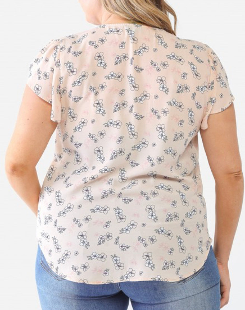 Plus Size Floral V-Neck Top